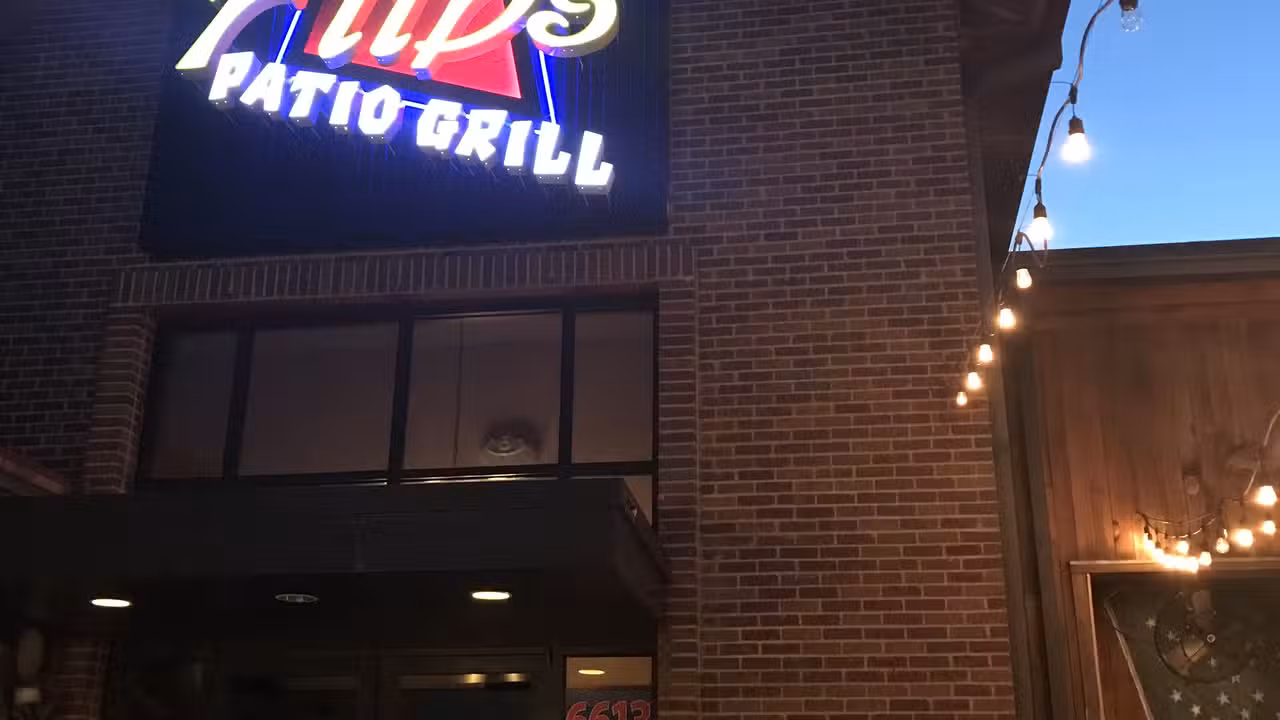 Binnenkant - Flip's Patio Grill - Fort Worth, Fort Worth, TX