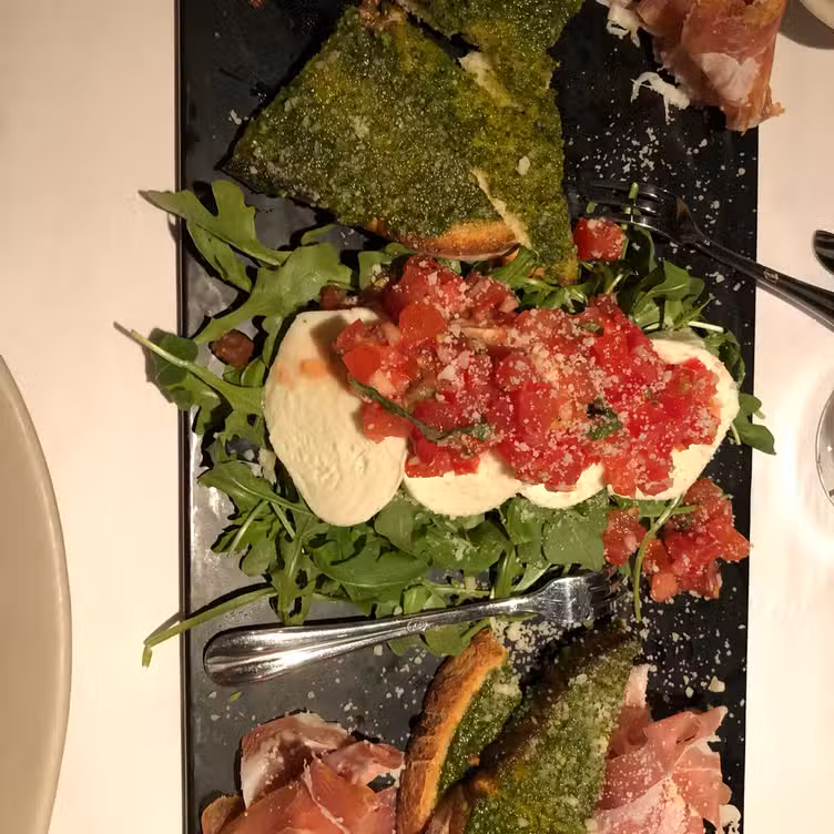 Comida - ZaZa's Tavola Italiana, Barrington, IL