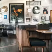 Una foto del restaurante Earls Kitchen + Bar - Fir Street - Vancouver