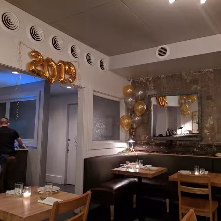 Binnenkant - Houseman Restaurant, New York, NY