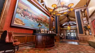 Foto von Trophy Room at Old Kinderhook Restaurant