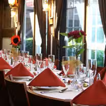 Una foto del restaurante Diane’s Saddleback Grill