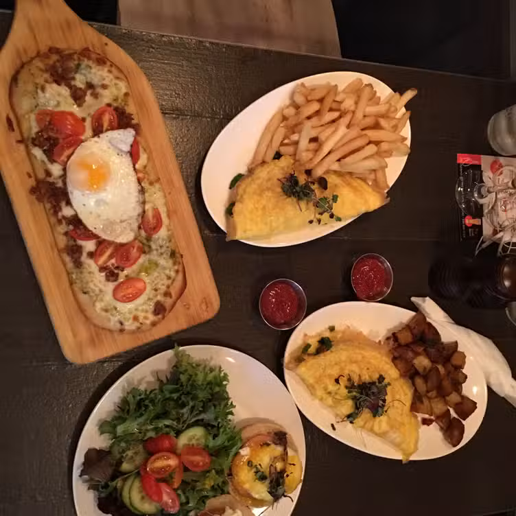 Eten - POP + POUR, New York, NY