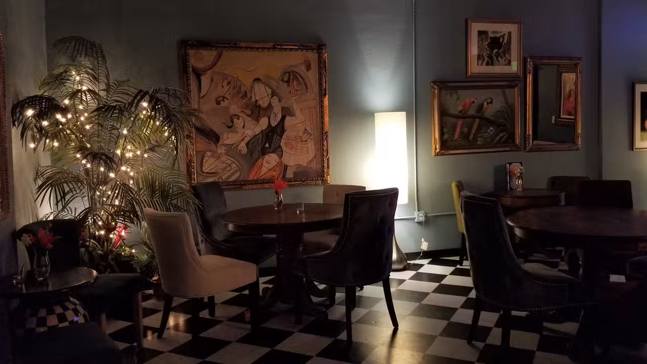 Interior - Geo's Cuban Bar & Grill, Seattle, WA