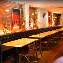 A photo of Burger Bar Crescent restaurant