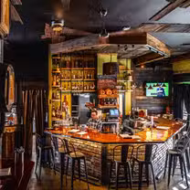 A photo of 913 Whiskey Bar & Southern Kitchen restaurant