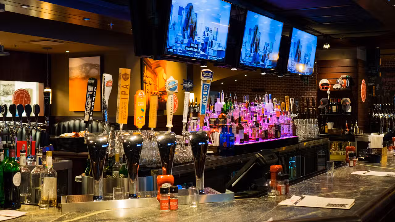 Binnenkant - Rock Bottom Brewery Restaurant - Boston, Boston, MA