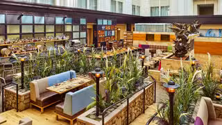 Una foto del restaurante Urban Farmer Portland