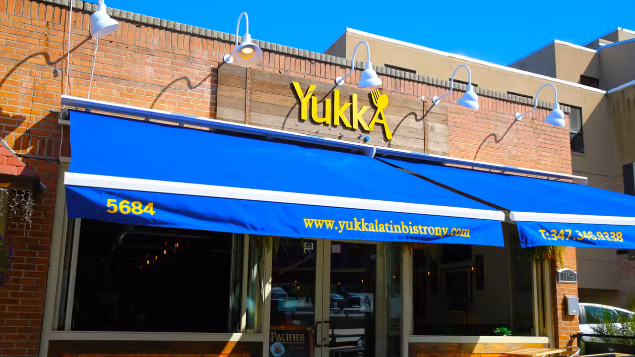 Buitenkant - Yukka Latin Bistro, Bronx, NY