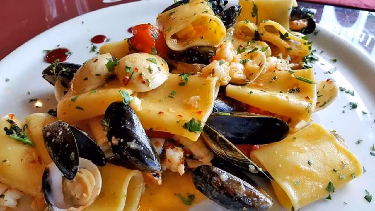 Pinocchio Wine Bar - Temple Bar (Group Reservations), Dublin, Dublin