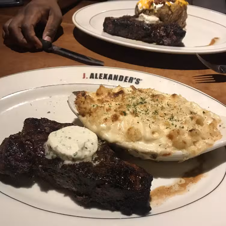 Eten - J. Alexander's - W Bloomfield, West Bloomfield, MI