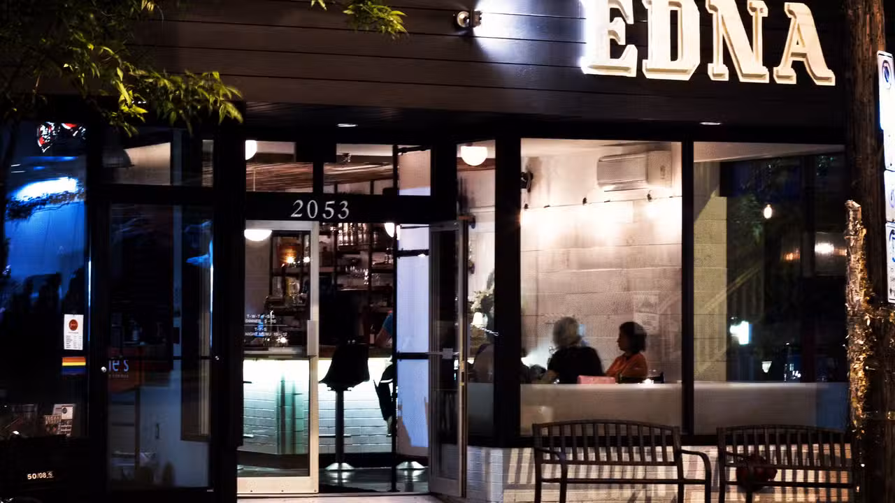 Interior - EDNA Restaurant, Halifax, NS