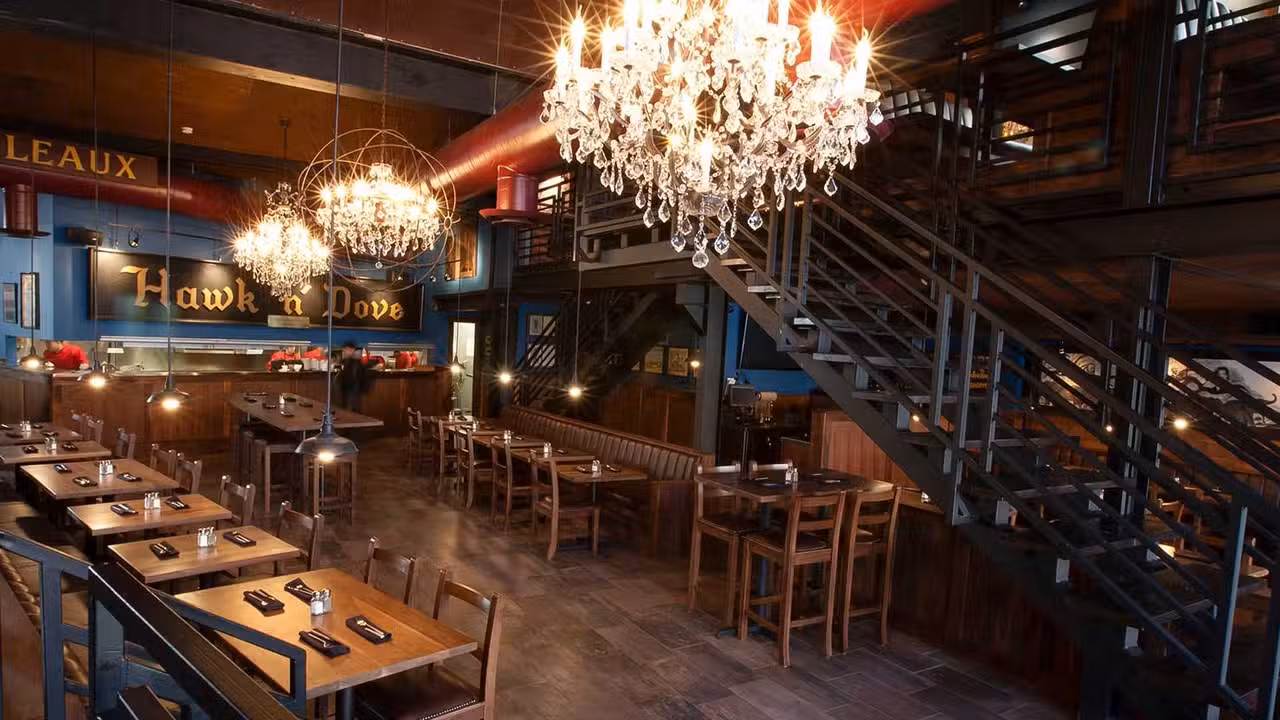 Interior - Hawk 'n' Dove, Washington, DC