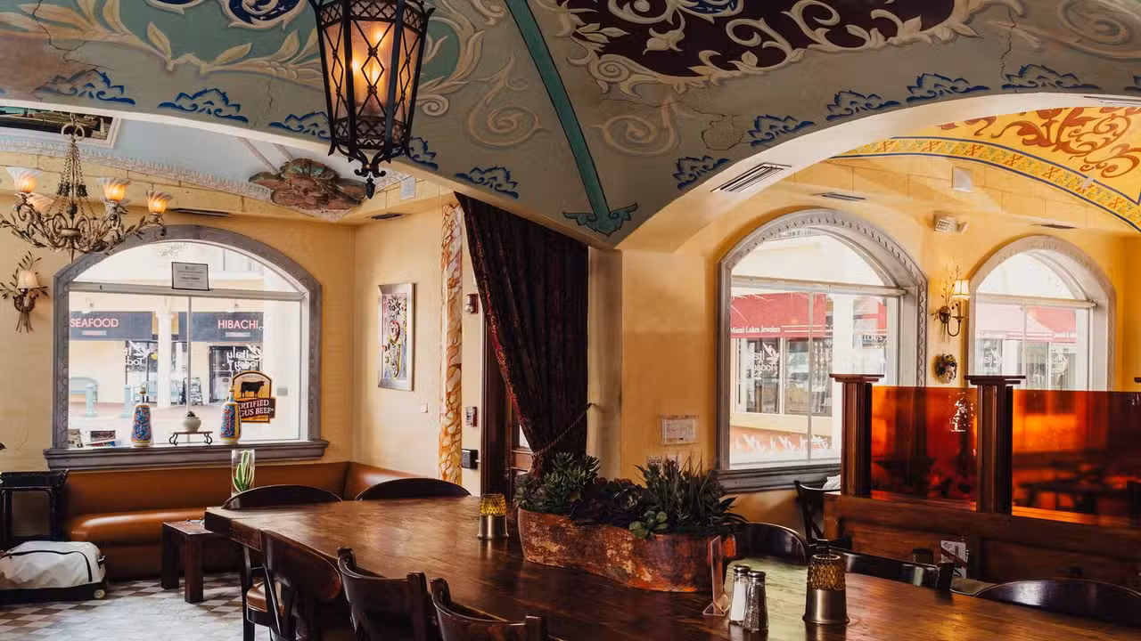 Interior - Italy Today - Permanently Closed, Miami Lakes, FL