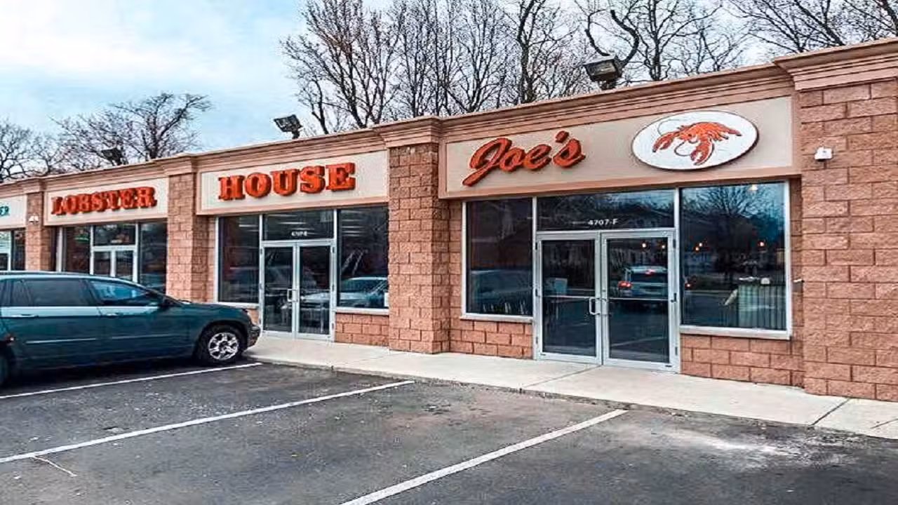 Exterior - Lobster House Joe’s, Staten Island, NY