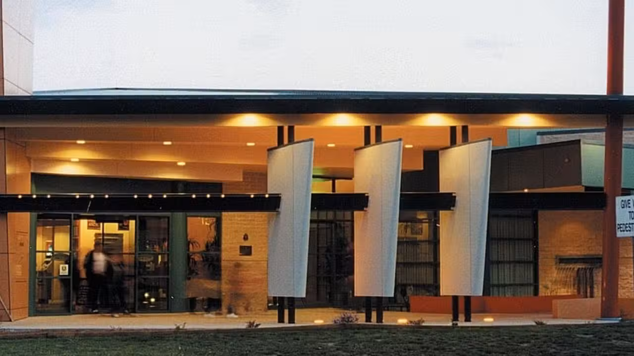 Bairnsdale RSL - Sunset Bistro, Bairnsdale, AU-VIC