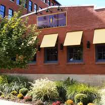 A photo of Eleven Eleven Mississippi restaurant