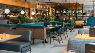 Een foto van restaurant Earls Station Square - Burnaby
