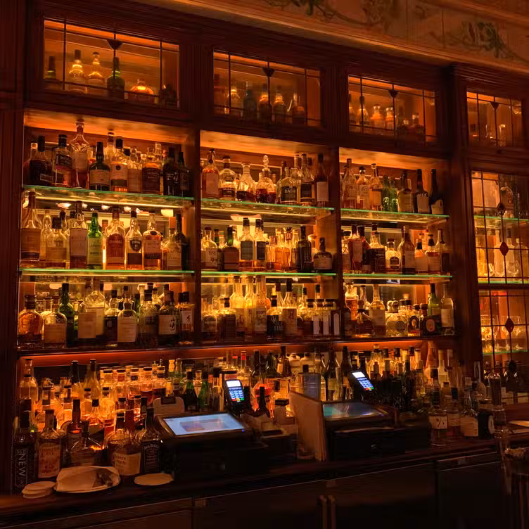 Interior - Augustine, New York, NY