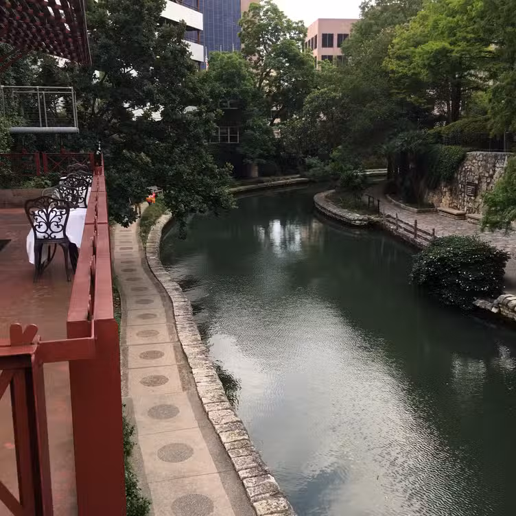 Buitenkant - Restaurant Gwendolyn, San Antonio, TX