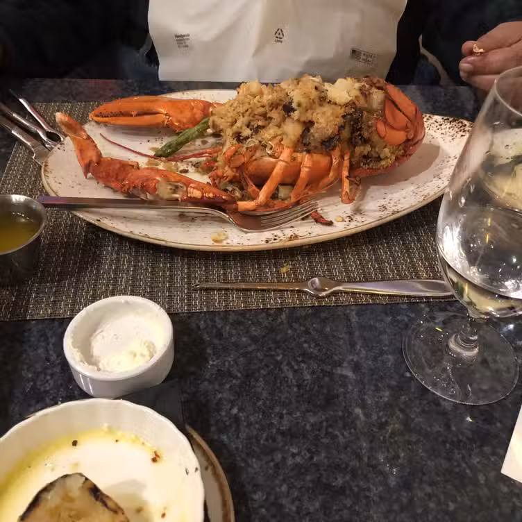 Eten - Slack’s Oyster House & Grill, Plainville, MA
