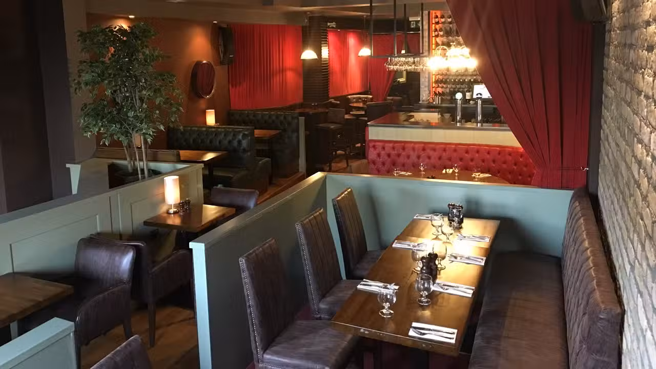 Interior - Kelly & Coopers, Blackrock, Co. Dublin
