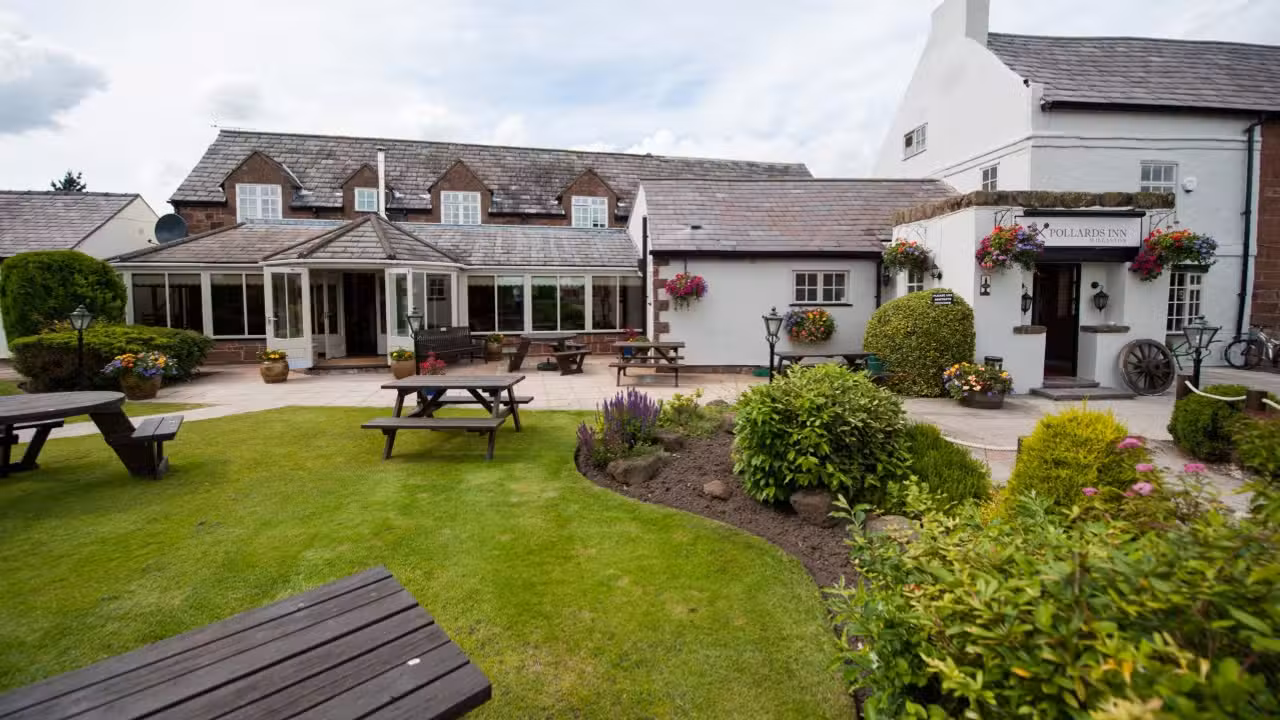 Interior - Pollards Inn - Permanently Closed, Neston, Chesire