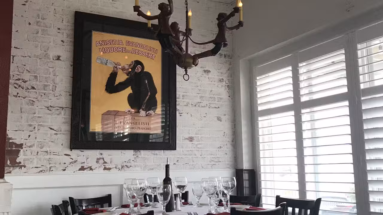Interior - Red Room Cafe, Ventnor City, NJ