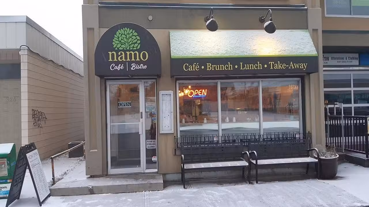 Interior - Namo Cafe & Bistro, Calgary, AB