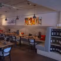 A photo of Ami restaurant