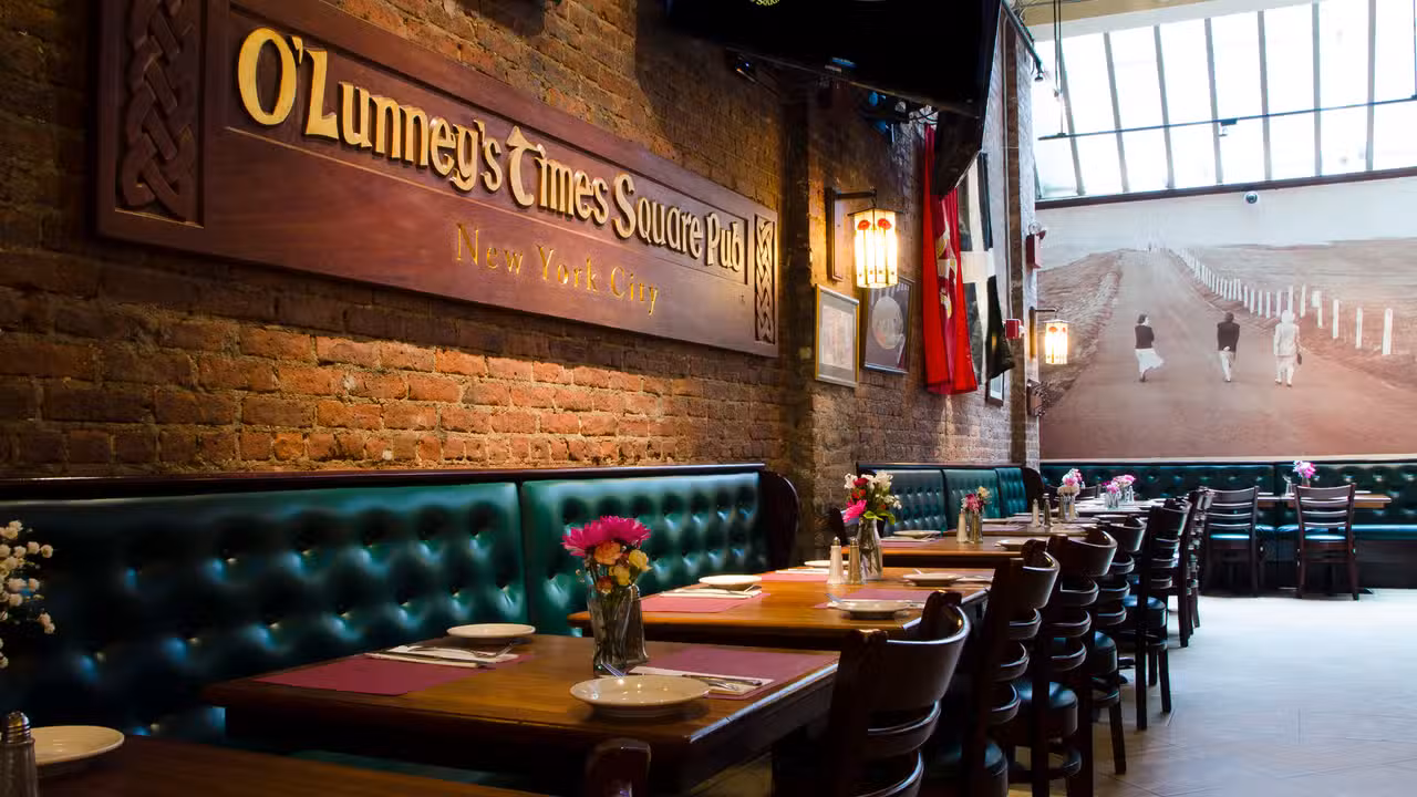 Interior - O'Lunney's Times Square Pub, New York, NY