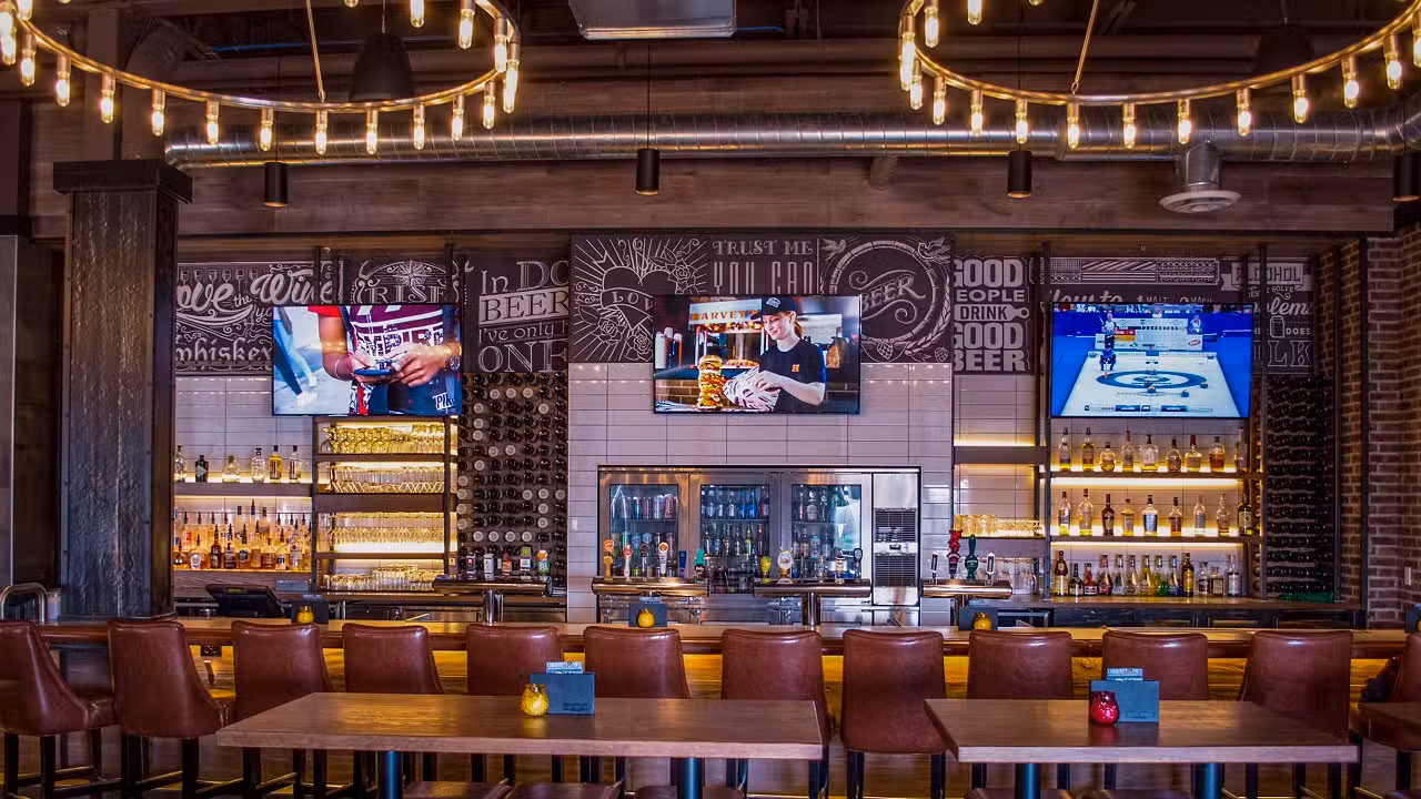 State & Main - State & Main Kitchen + Bar - Chinook, Calgary, AB