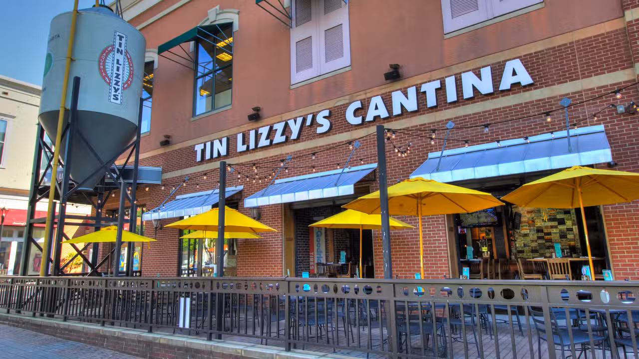 Interior - Tin Lizzy's - Mall of Georgia, Buford, GA