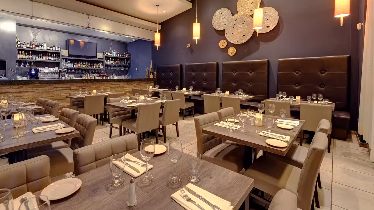 ZiZi trattoria, Woodbridge, ON
