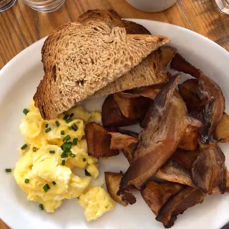 料理 - Common Eatery ON Ottawa