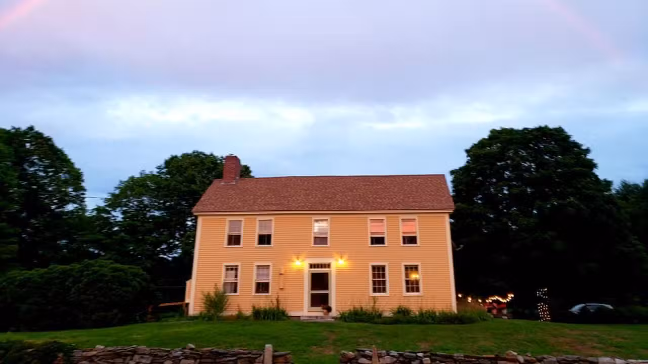 Outside - Peyton Place Restaurant, Orford, NH