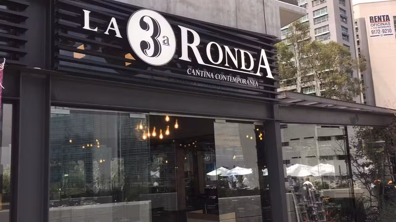 Buitenkant - La 3a Ronda - Santa Fe, Cuajimalpa, CDMX