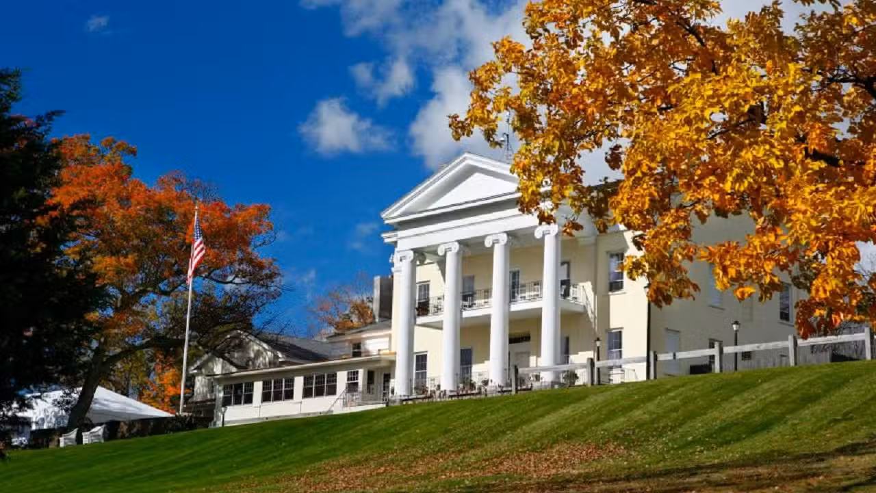 Interior - The Rose at Esperanza Mansion, Keuka Park, NY