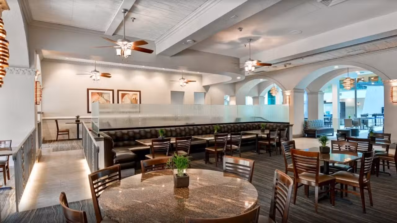 Binnenkant - Grill 305 @ Embassy Suites Miami Airport, Miami, FL