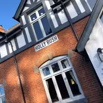 Foto von The Holly Bush Restaurant