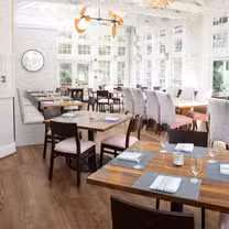 A photo of Trummer's Restaurant restaurant