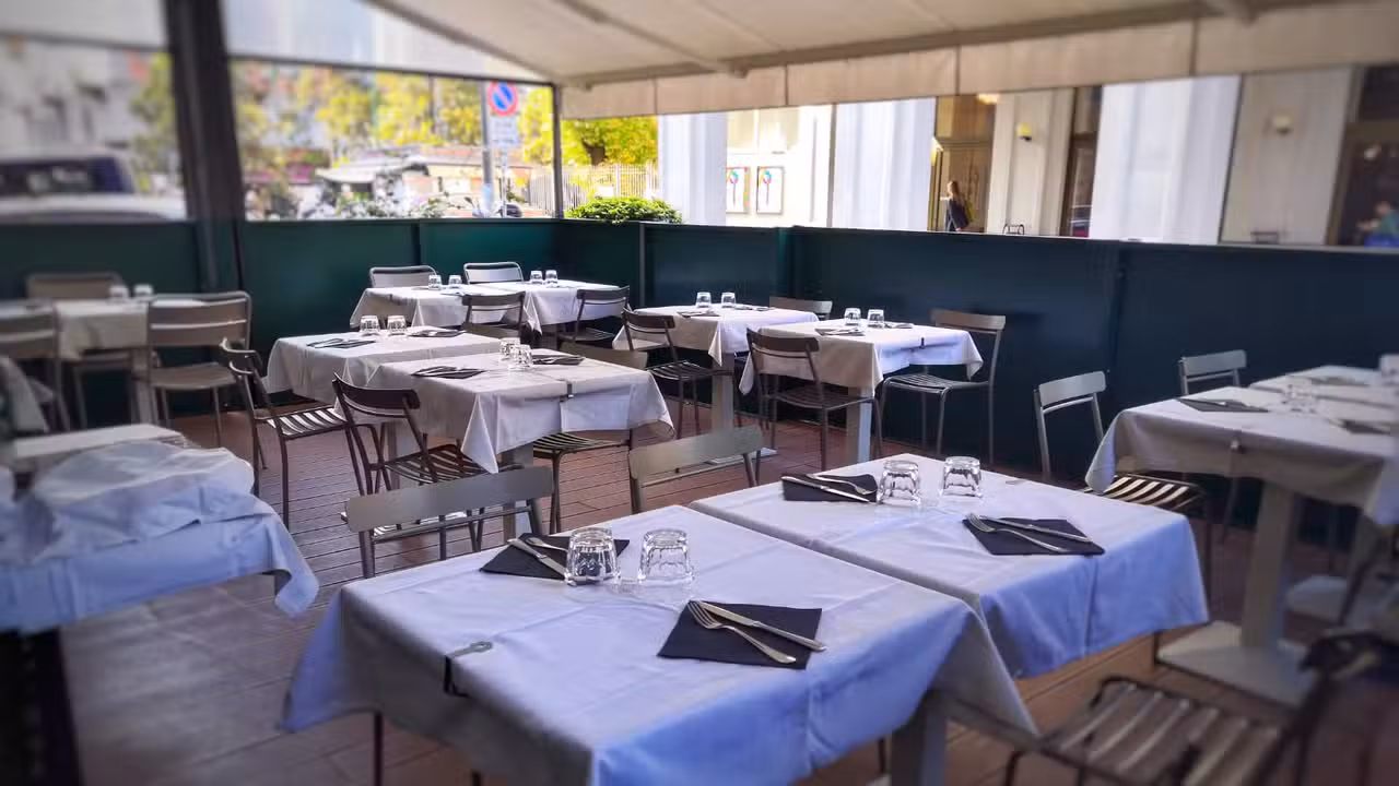 內部 - Caffe Degli Artisti，LombardyMilan