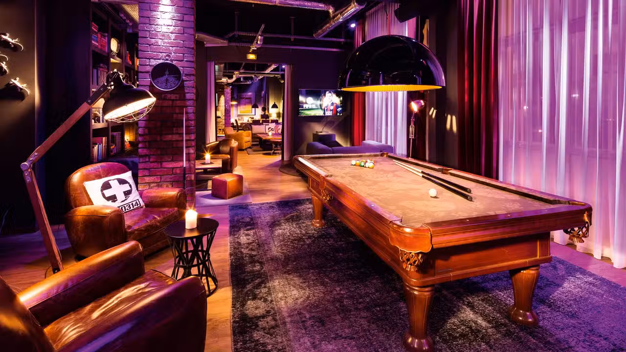 Pentalounge, Reading, Berkshire
