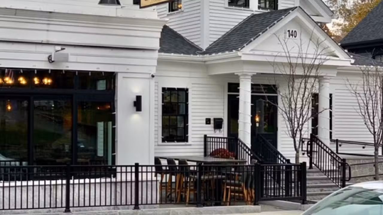 Exterior - La Cucina Ristorante Easton, Easton, MA