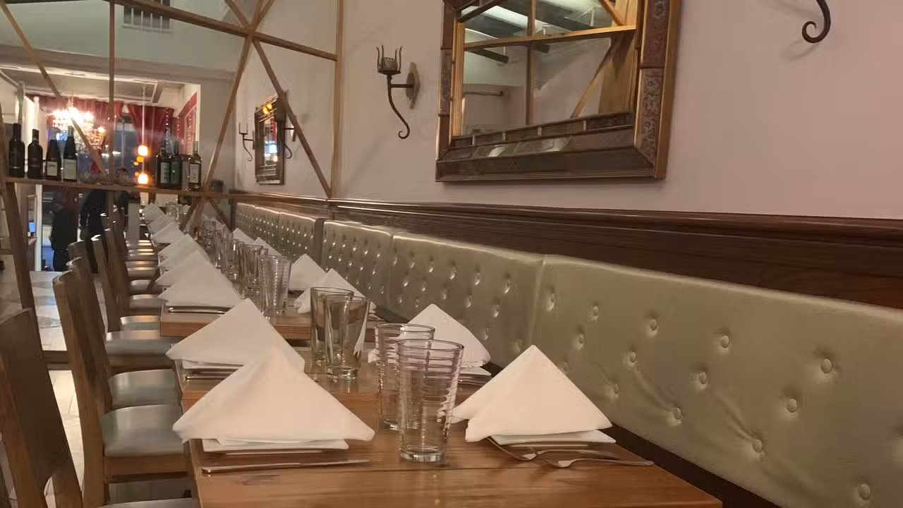 Binnenkant - Farah Anatolia, New York, NY