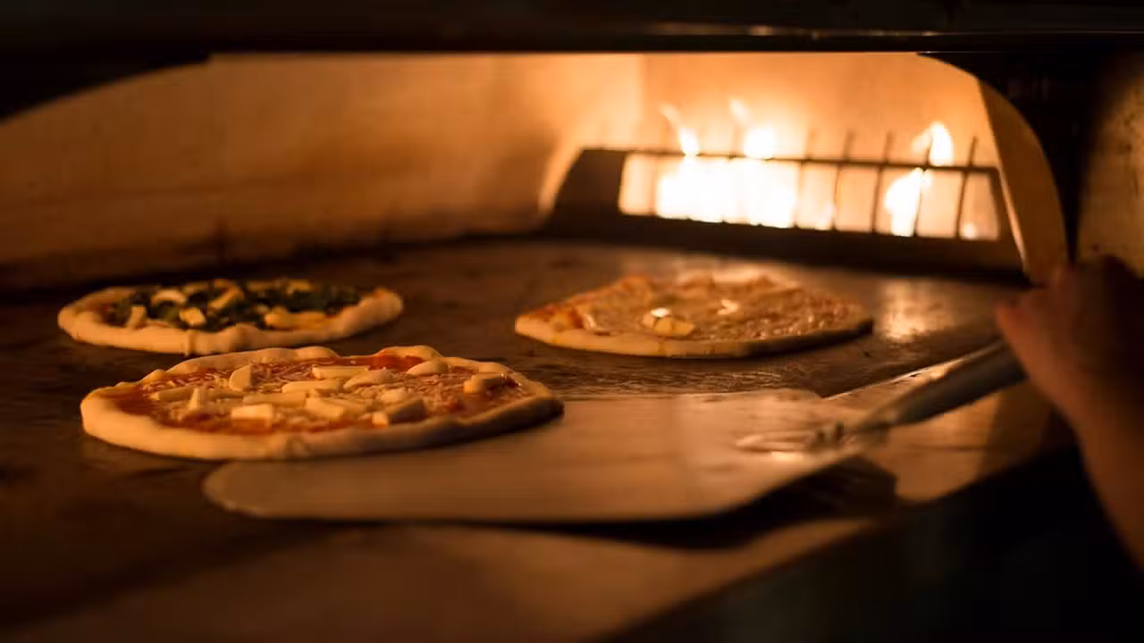 Binnenkant - Trattoria Piatto Pieno, Montréal, QC