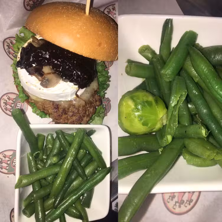 料理 - The 3 Brewers - Oakville ON Oakville