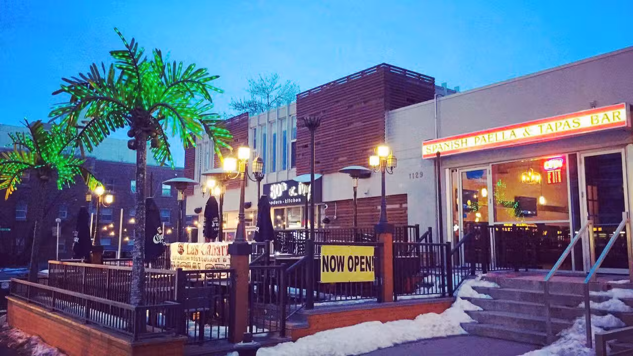 Exterior - Las Canarias, SW Calgary, AB