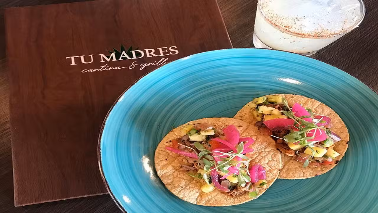 Comida - Tu Madres  Cantina & Grill, Indio, CA