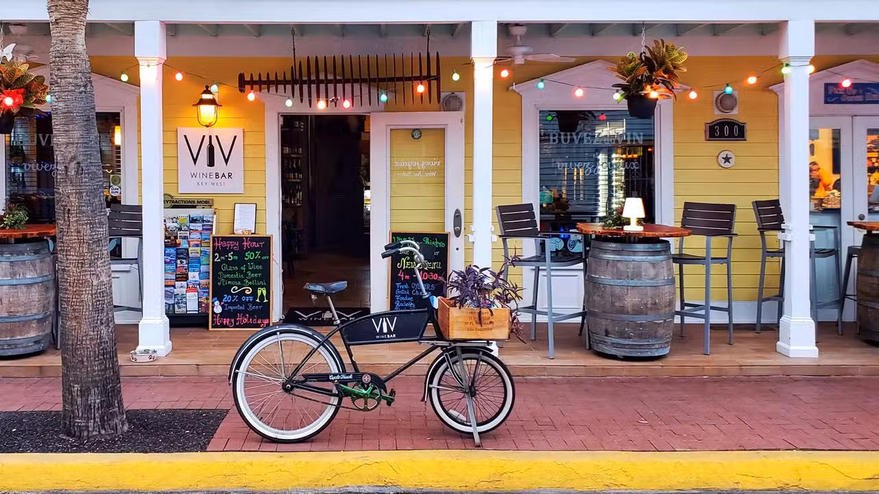 Buitenkant - VIV Wine Bistro, Key West, FL